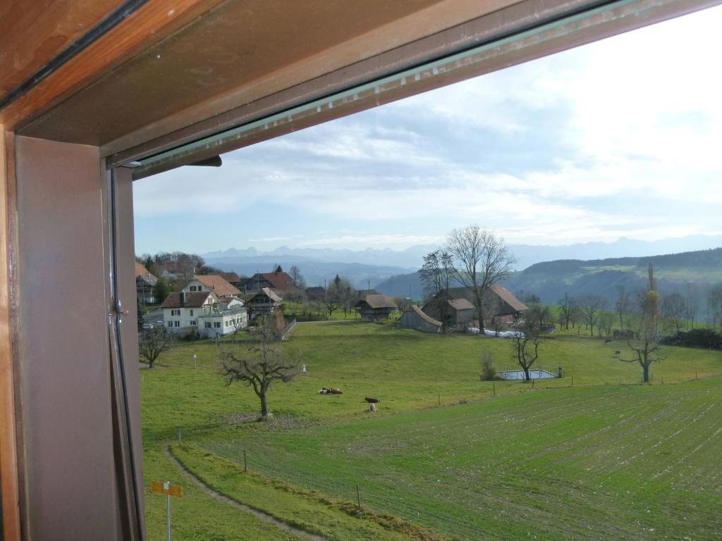 Отель Alpenblick Ferenberg Bern Stettlen Экстерьер фото