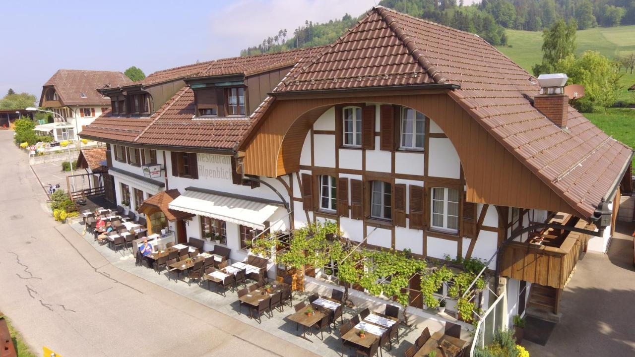 Отель Alpenblick Ferenberg Bern Stettlen Экстерьер фото